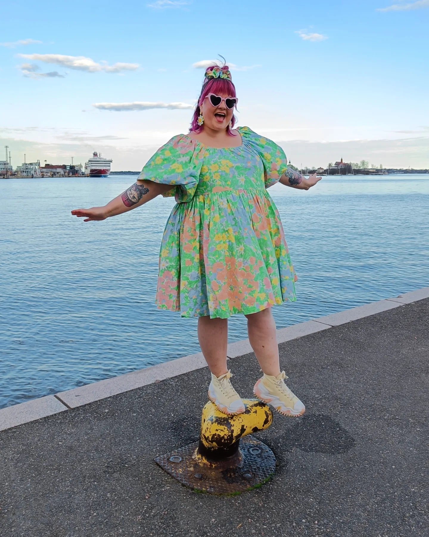 Mittatilaus Anna-mekko