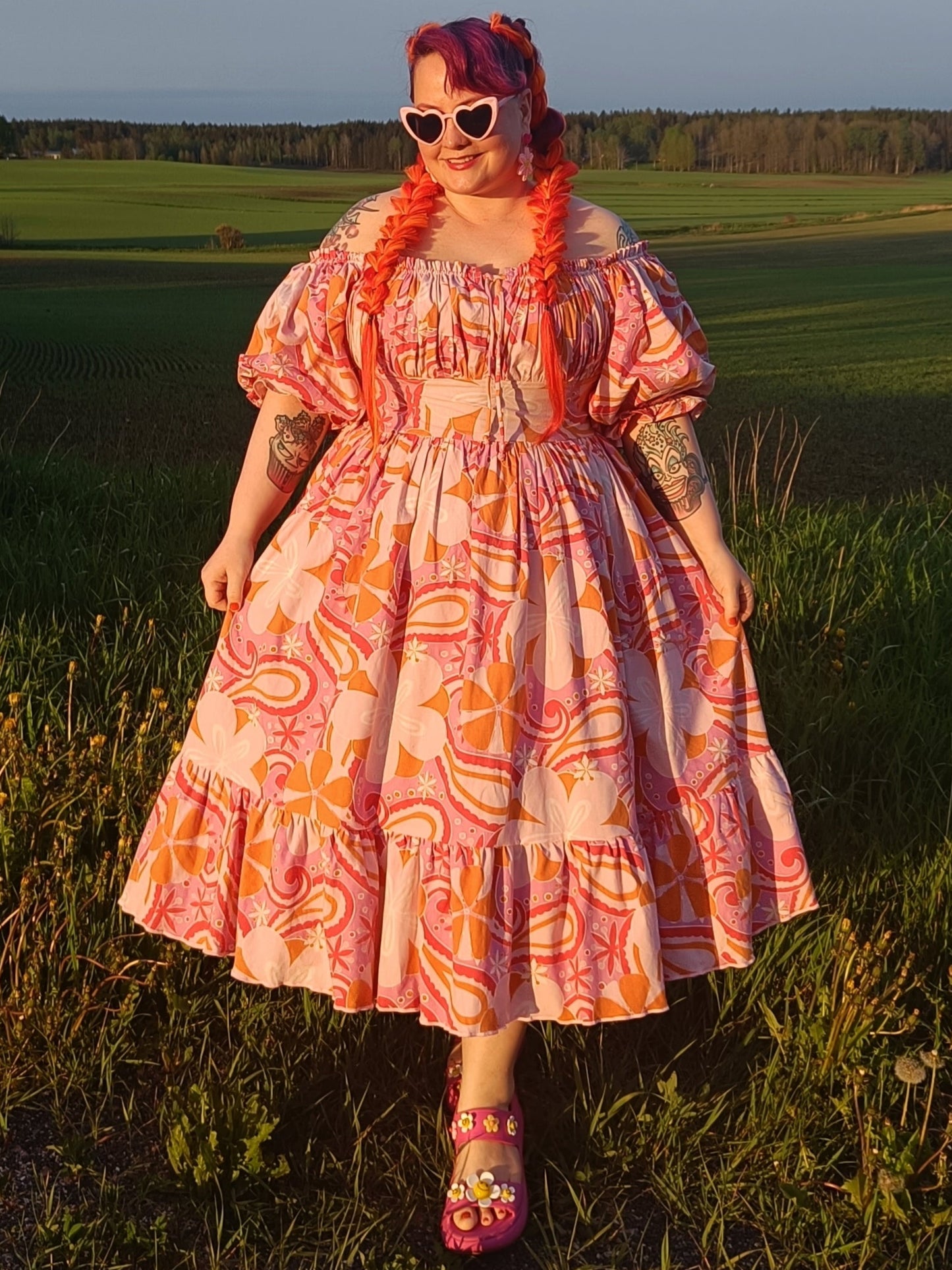 Mittatilausmalli Heidi (Milkmaid)