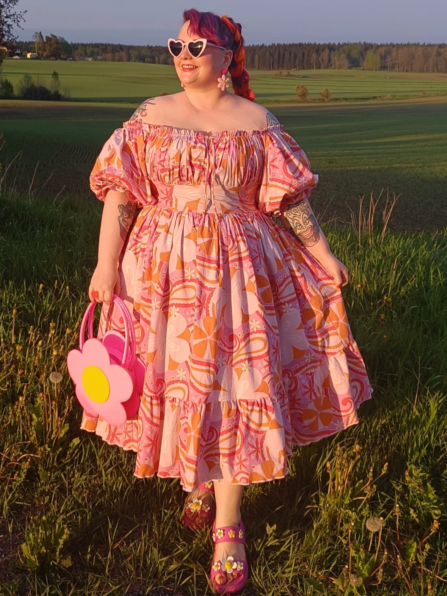 Mittatilausmalli Heidi (Milkmaid)