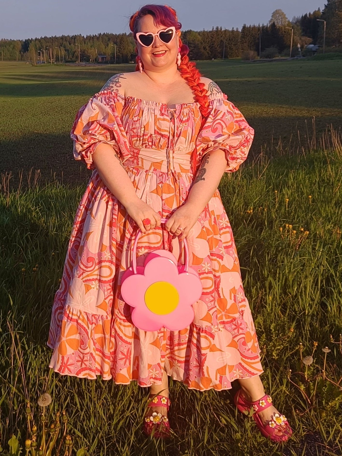 Mittatilausmalli Heidi (Milkmaid)