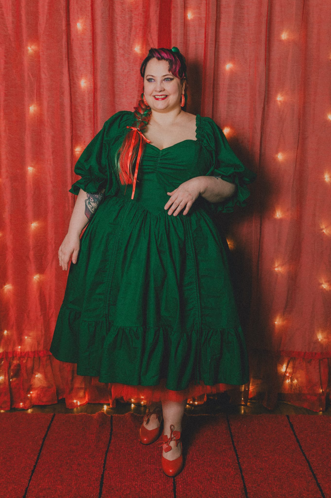 Aukeaa maaliskuussa Mittatilausmalli Dolly-mekko