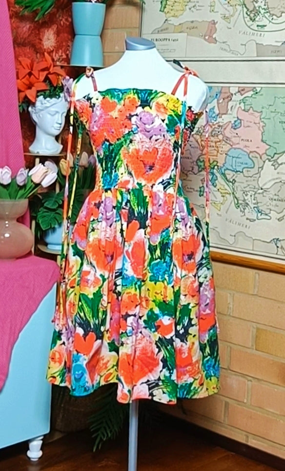 Smokkirypytetty mekko koko 32-36