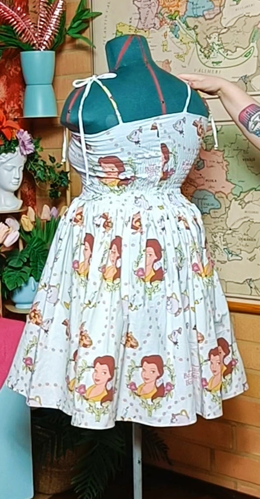 Smokkirypytetty mekko koko 34-40