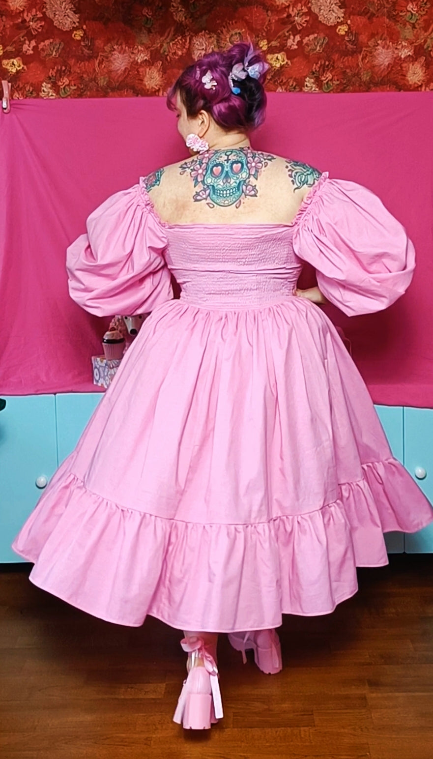 Mittailausmalli Heidi-mekko pidemmät hihat