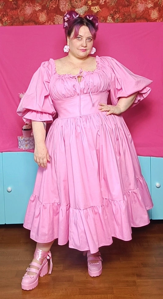 Mittailausmalli Heidi-mekko pidemmät hihat