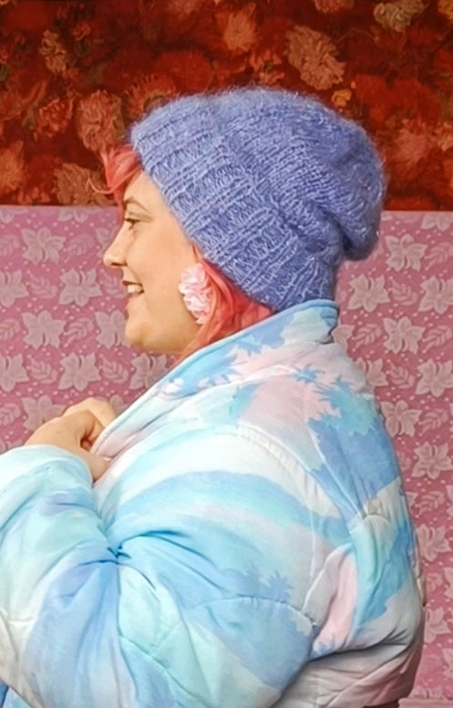 Mummin käsinneuloma mohair pipo liila