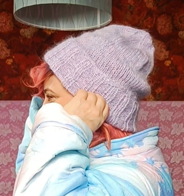 Mummin käsineuloma mohair pipo laventeli