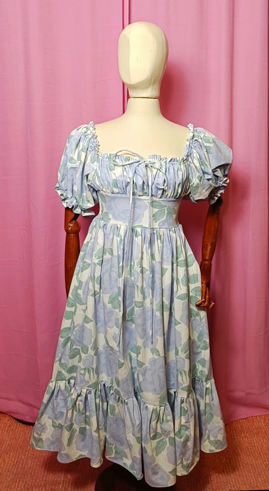 Valmisvaate Heidi-mekko koko 36/38